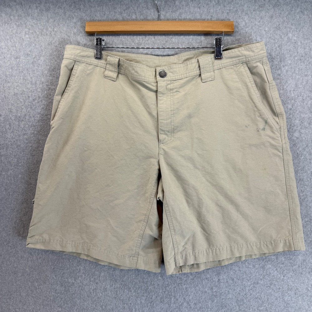 Columbia Hiking Shorts Outdoor Cargo Pocket Khaki Beige Gorpcore Mens Sz 38 x 10